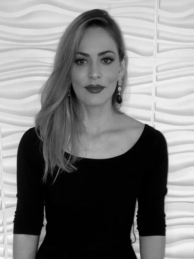 CARLA DANIELLE Gusmão